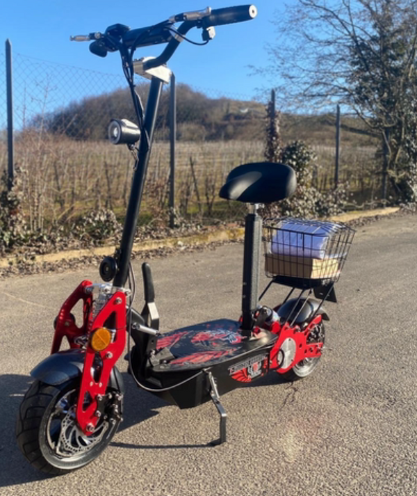 E-Bikes & E-Scooter